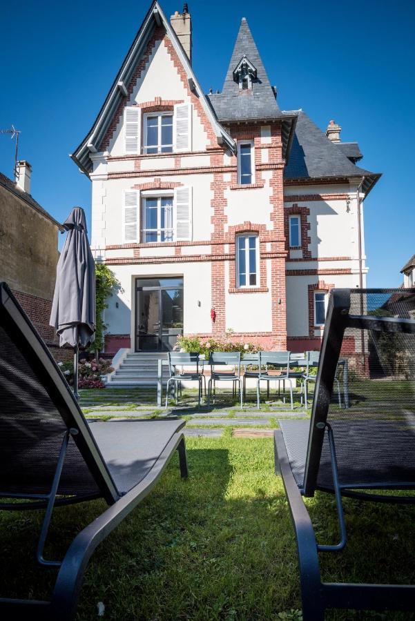 Villa Berry Centre Deauville - Chic & Stylee - Magnifique Jardin ภายนอก รูปภาพ